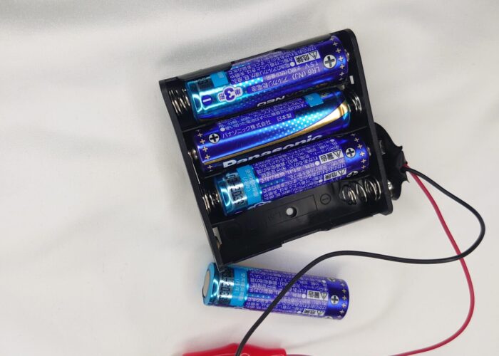 Battery box AA size 4 pieces 電池ボックス単3形4本_Xiatiaosann